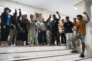 Gerakan Buruh dan Koperasi